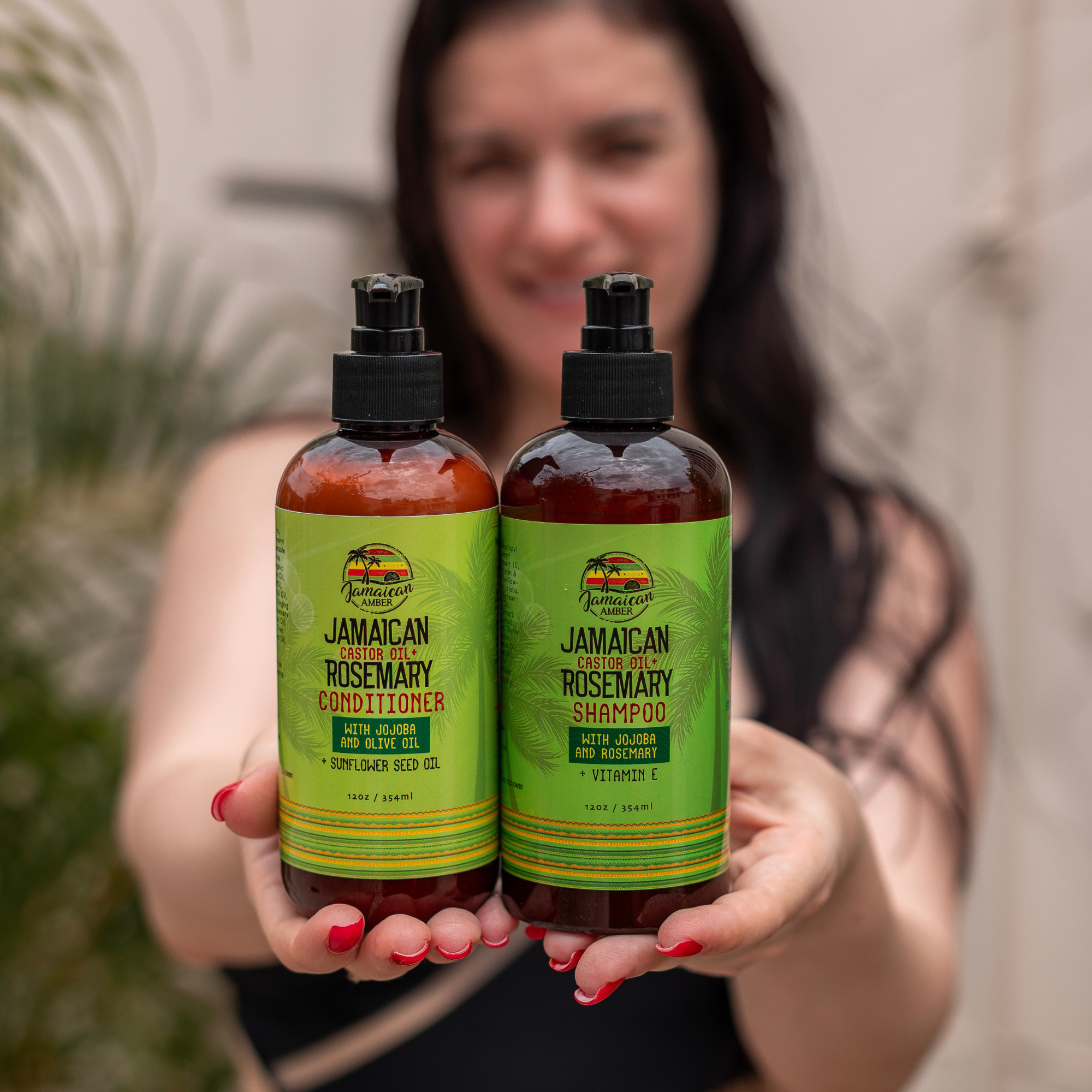 Jamaican Amber Jamaican Castor Oil & Rosemary Hair Shampoo 12 oz/354 ml